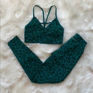 Balance Athletica lux v neck bra- panther